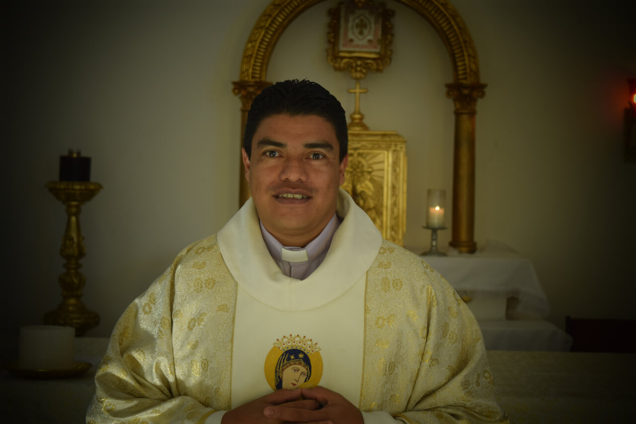 Padre Javier Martínez